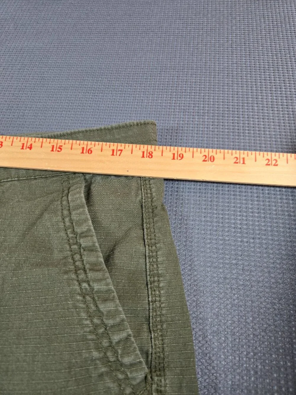 Weatherproof Cargo Shorts Mens Size 36 Alpine Olive 6-Pocket